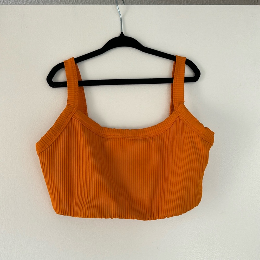 Year of ours x Bandier Sports Bra